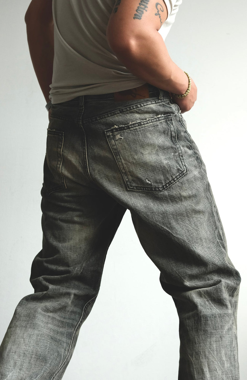 NEIGBORL Wash Distressed Loose-Fit Jeans Black