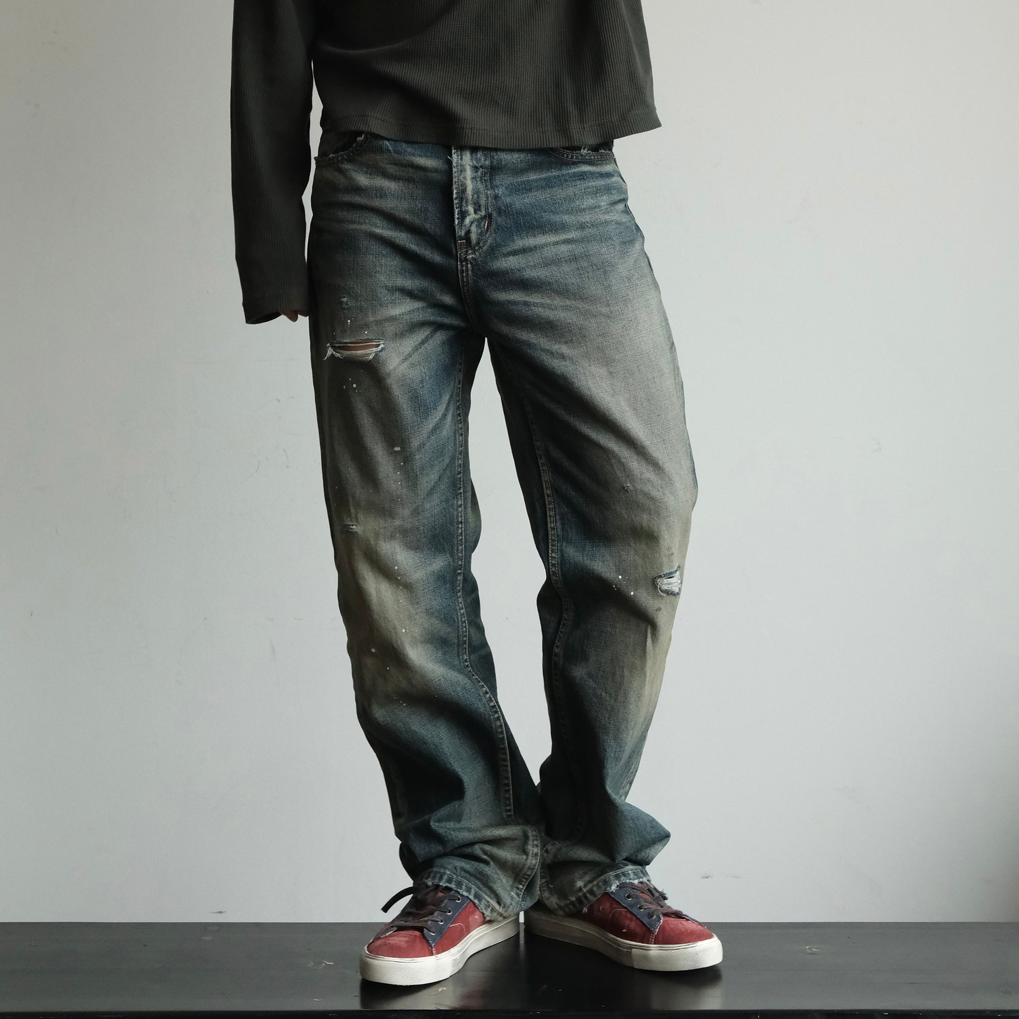 NEIGBORL Ripped Wash Straight-Leg Jeans