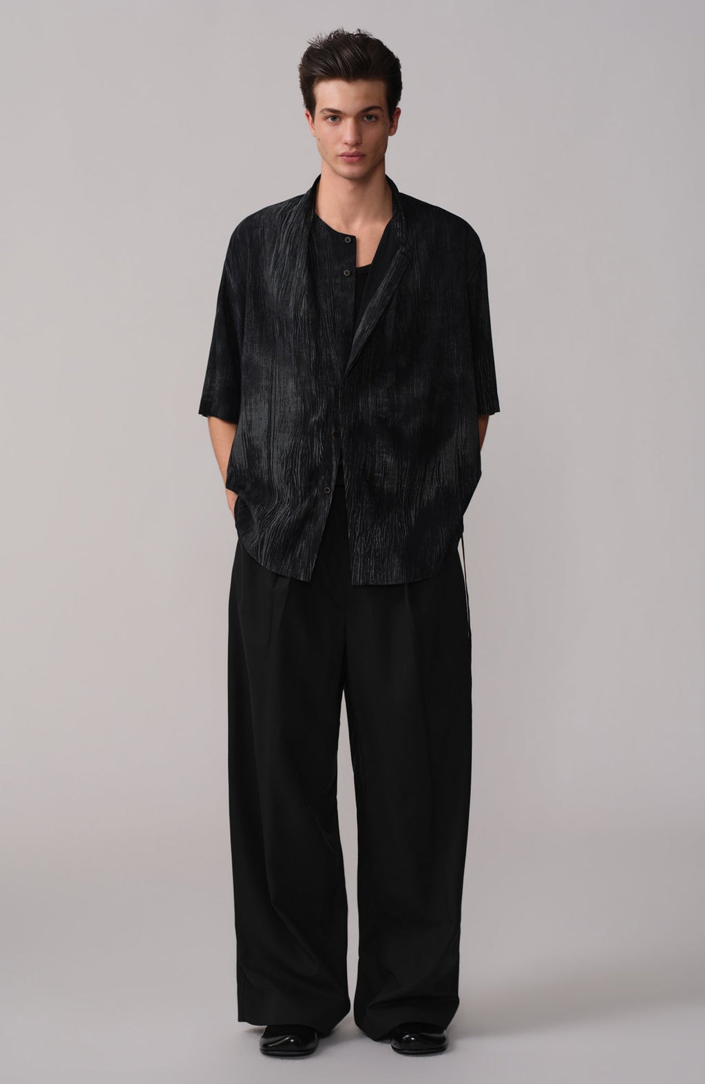 OPICLOTH Crinkled Draped Half Shirt