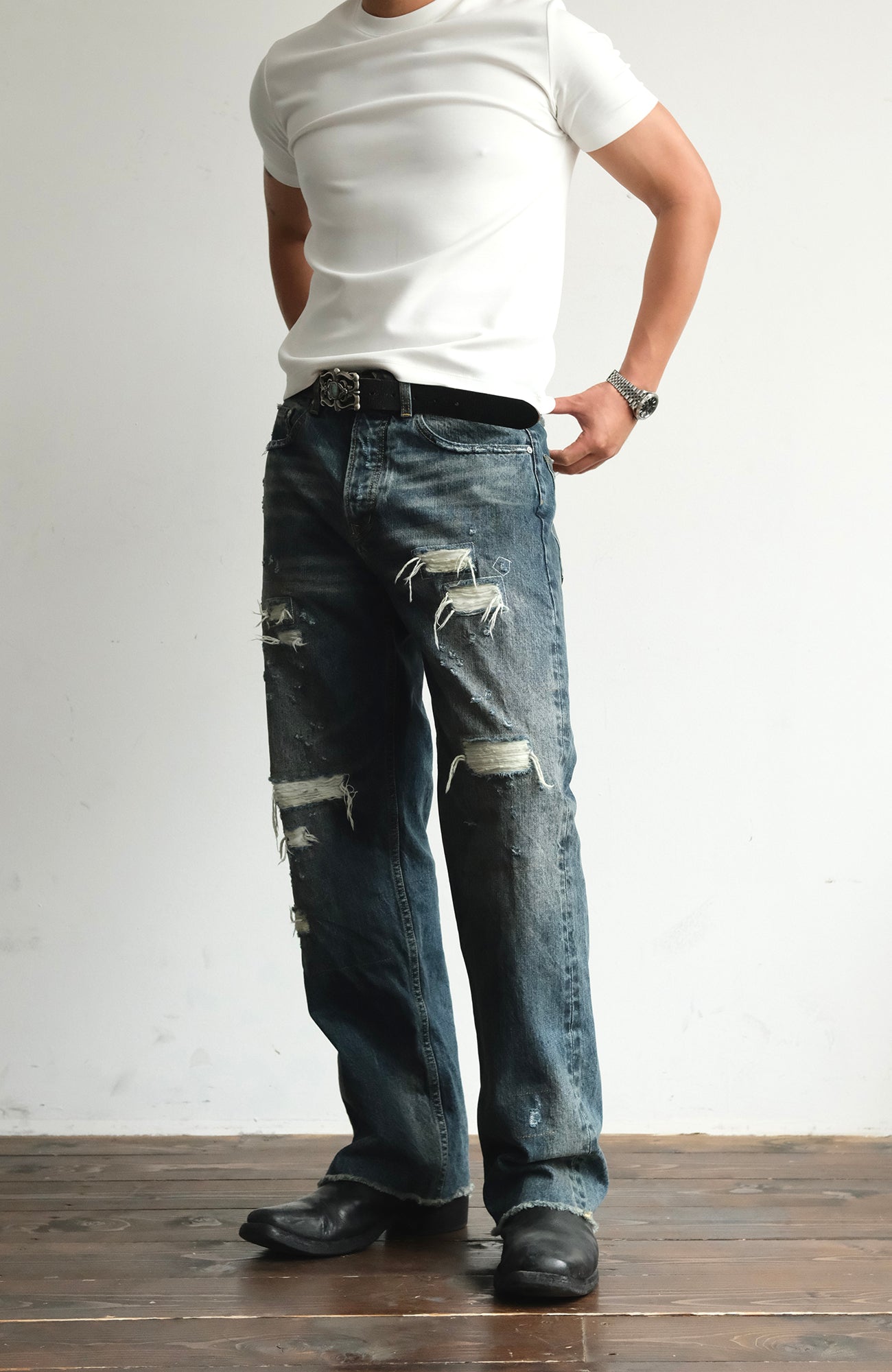 NEIGBORL Distressed Straight-Leg Denim Pants