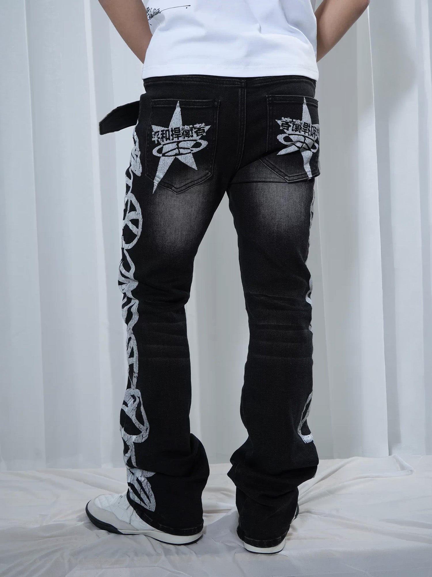 VINKID Peace Graphic Washed Jeans