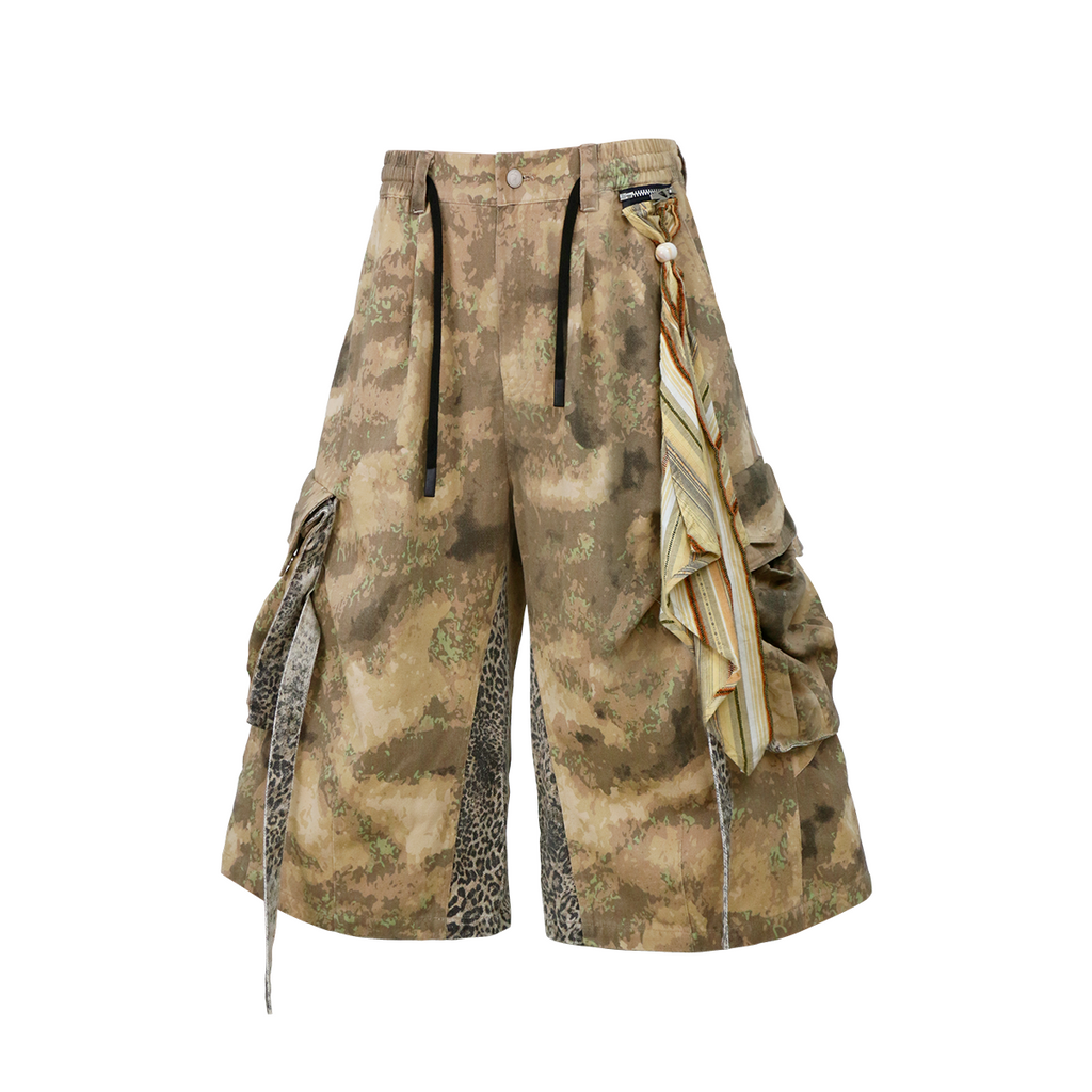 RELABEL Detachable Scarf Camo Leopard Panel Oversized Shorts