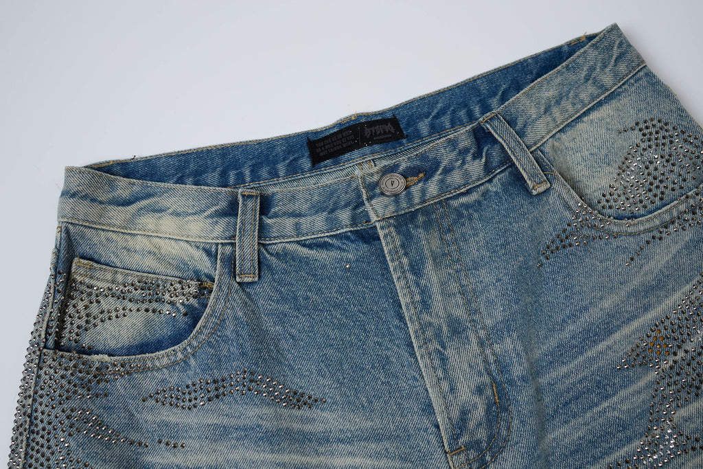 CLP Diamond Distressed Straight-Leg Jorts