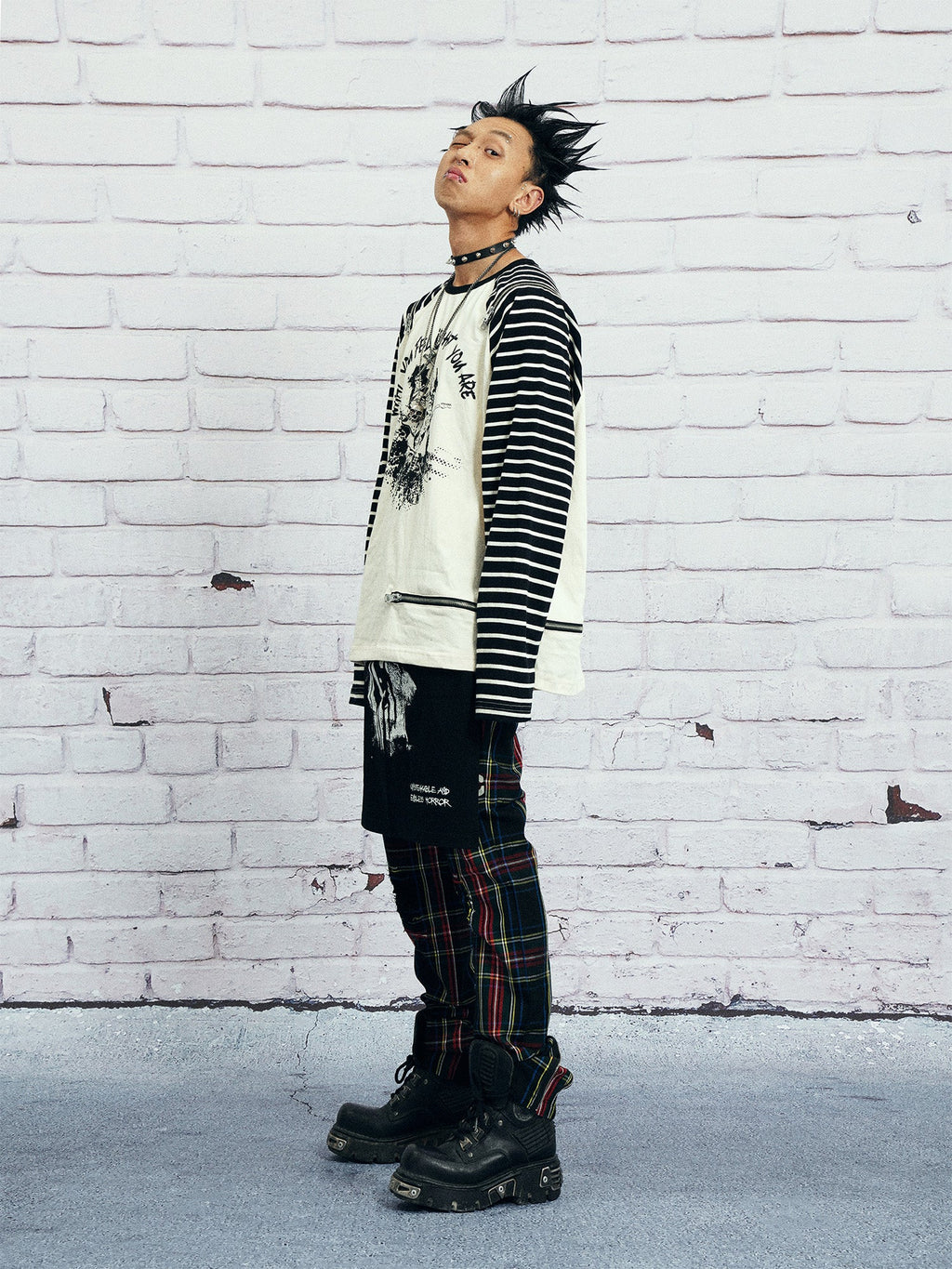 VENTUREK Punk Graphic Multi-Zip Striped Raglan Long-Sleeve Tee