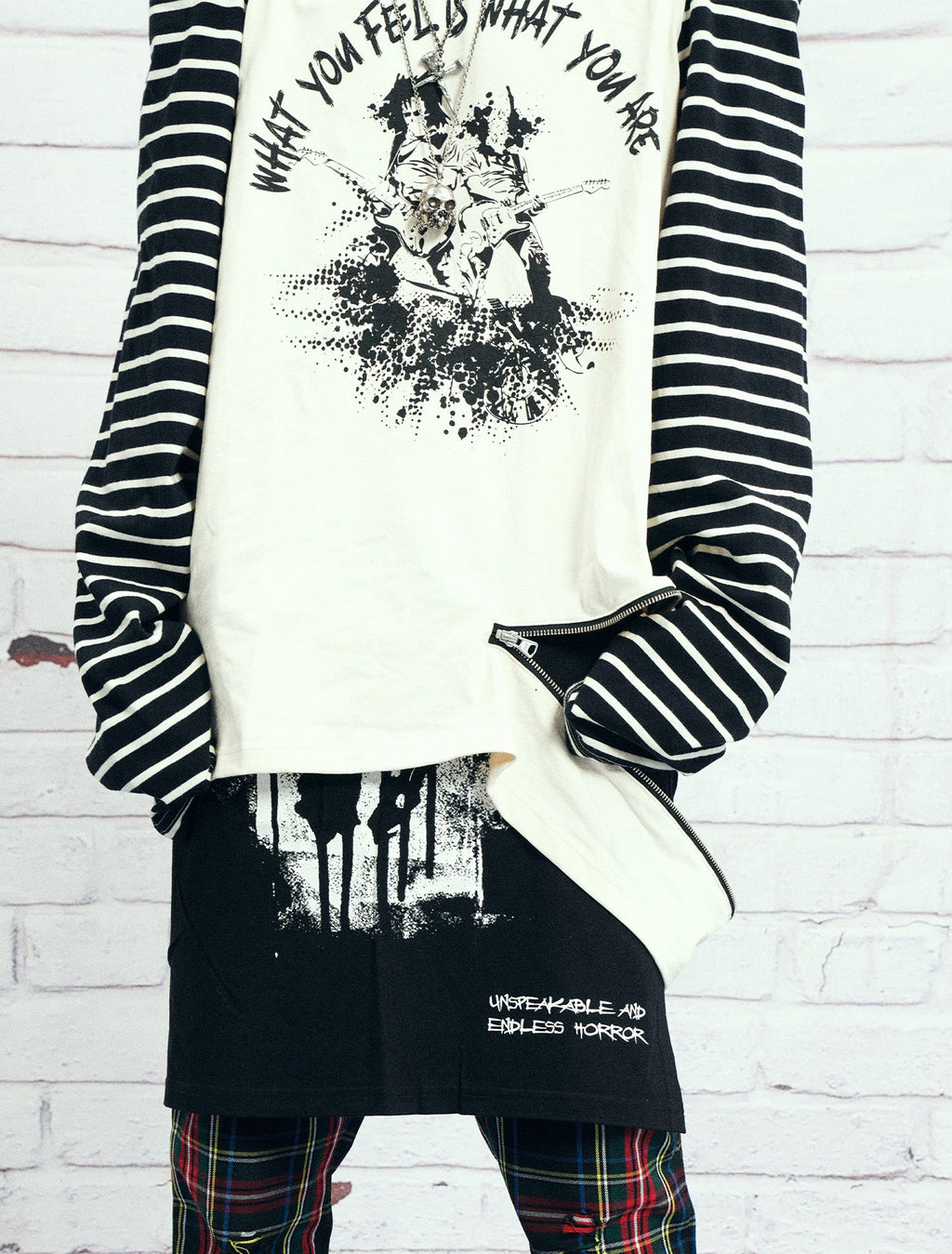 VENTUREK Punk Graphic Multi-Zip Striped Raglan Long-Sleeve Tee