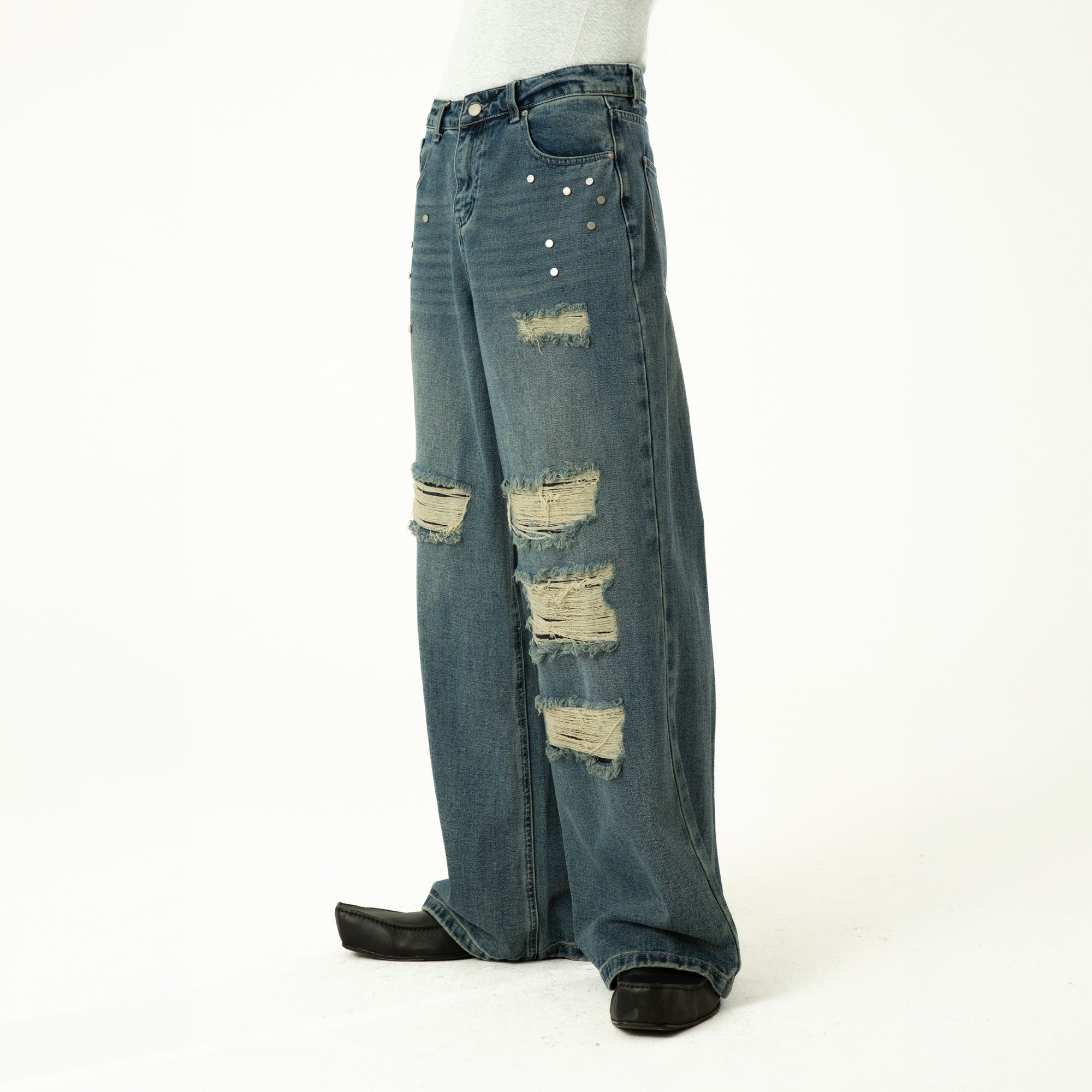 CLP Retro Washed Distressed Rivet Jeans