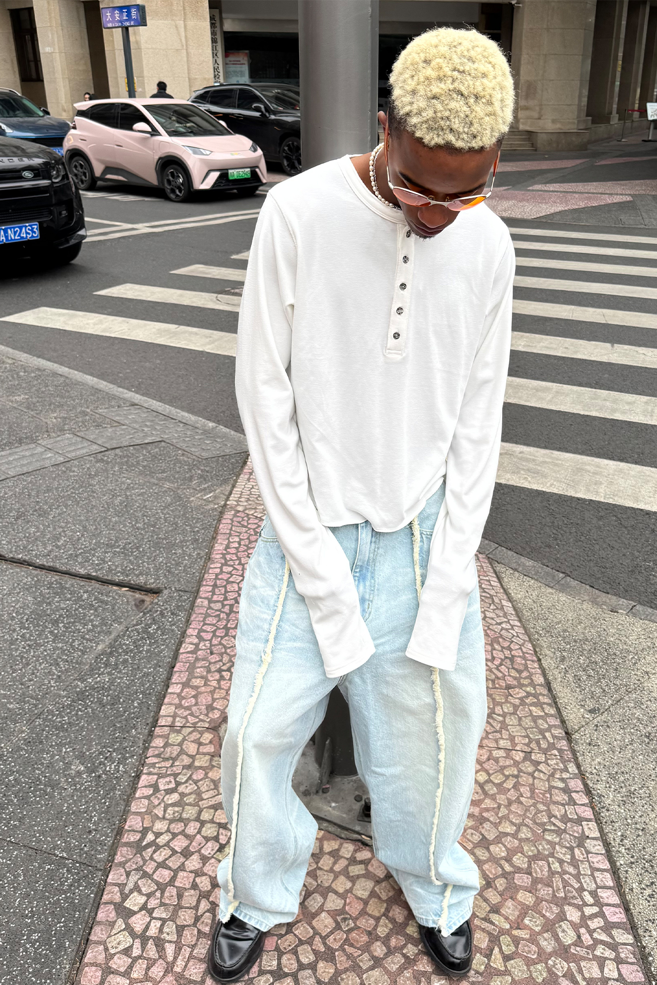 STEEPC Washed Frayed Seam Baggy Jeans