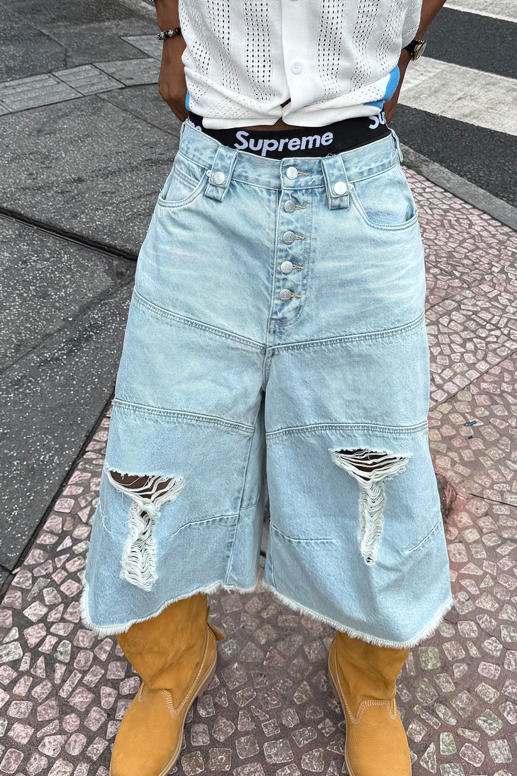 STEEPC Distressed Washed Raw-Edge Denim Shorts