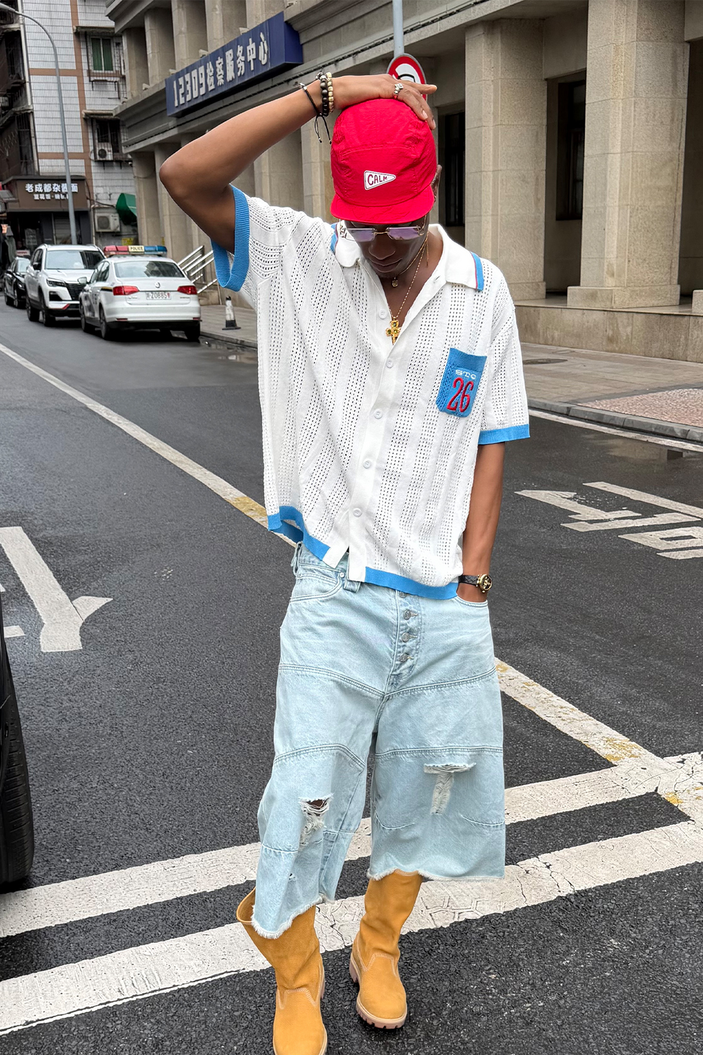 STEEPC Distressed Washed Raw-Edge Denim Shorts