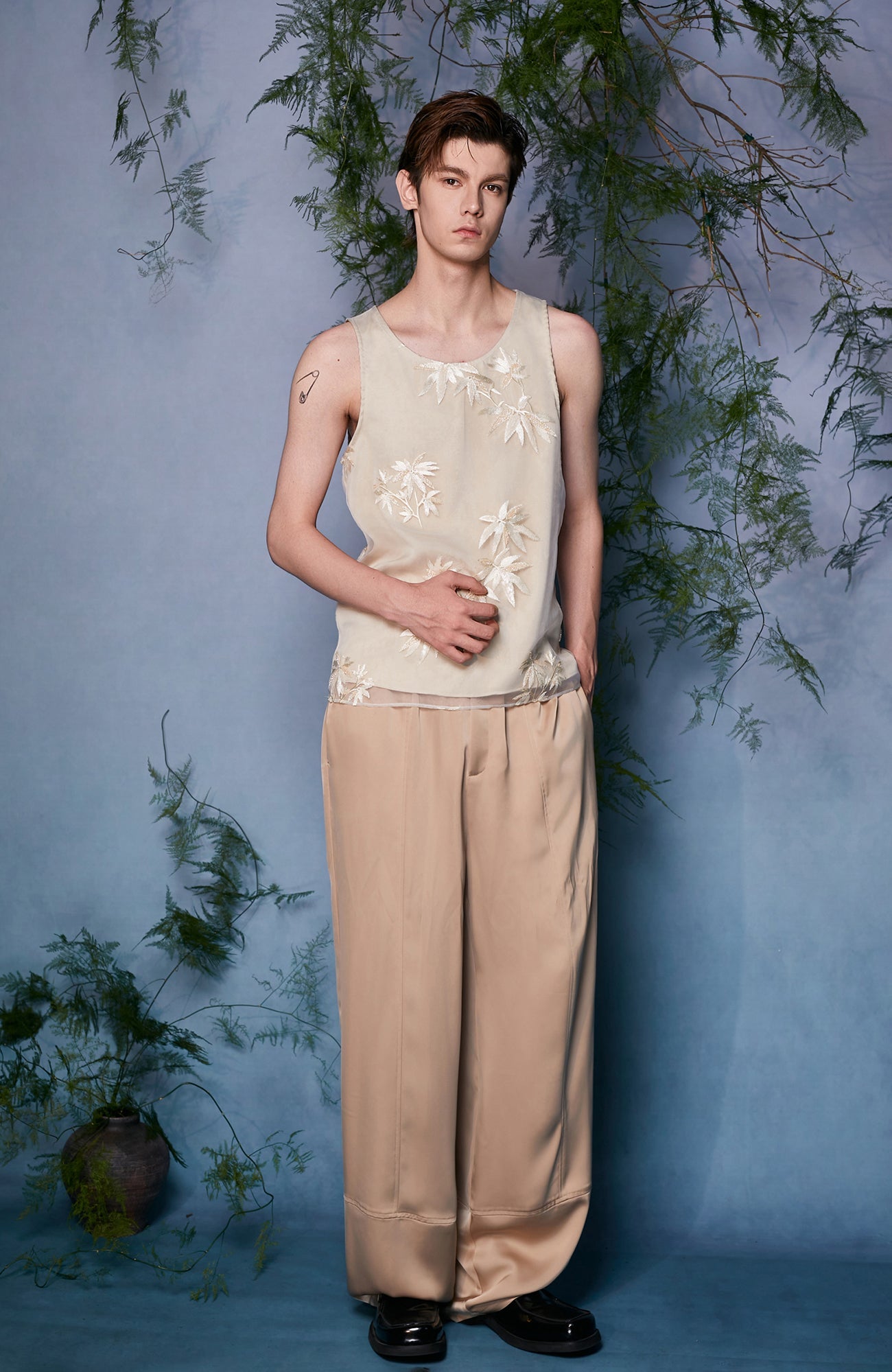 JIECHI Bamboo Embroidered Tank Top