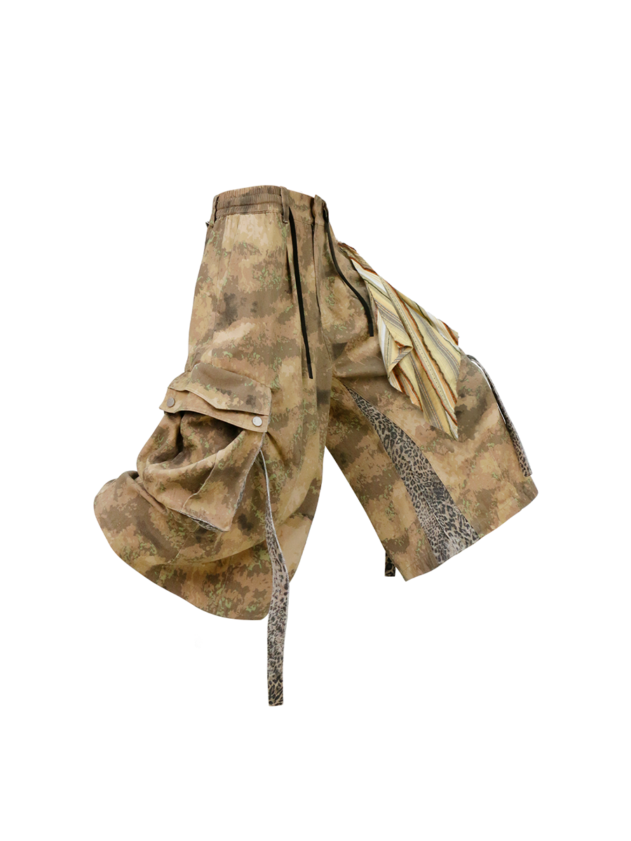 RELABEL Detachable Scarf Camo Leopard Panel Oversized Shorts