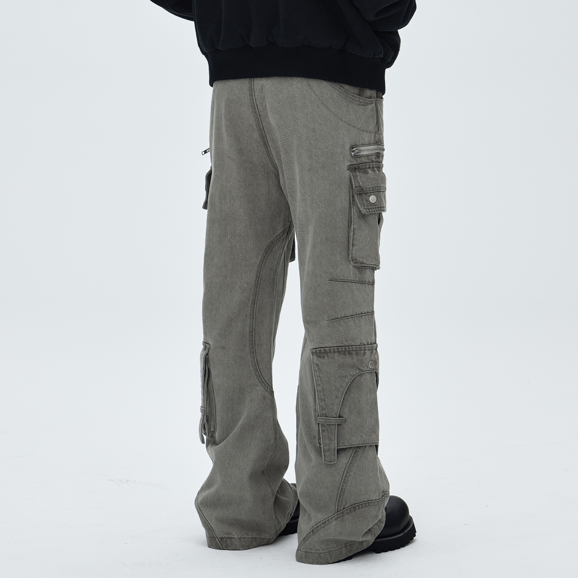 CATSSTAC Washed Multi-Pocket Utility Straight-Leg Jeans