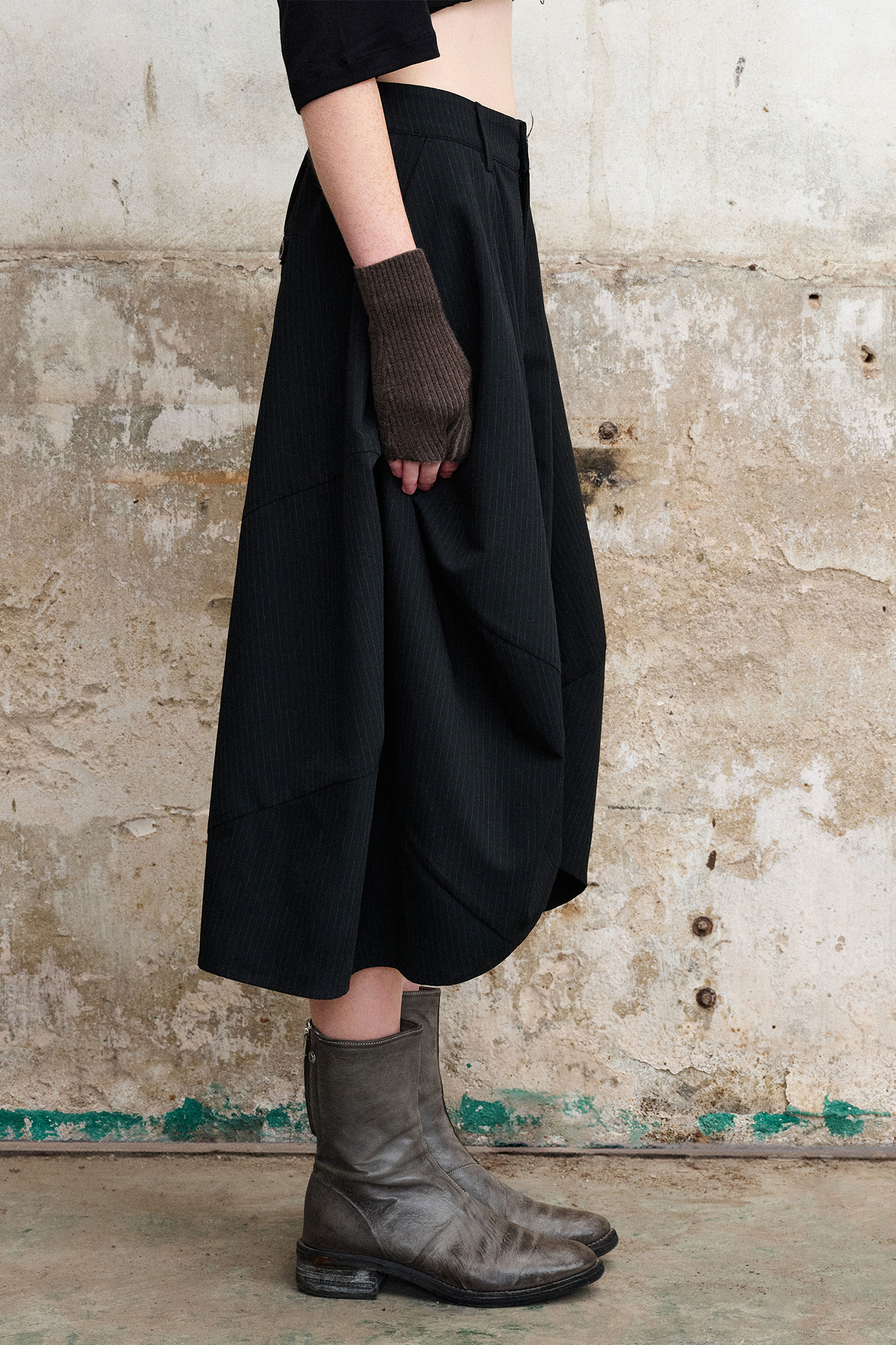 ILNya Nieternite Nifutur Pinstripe Balloon Skort Pants