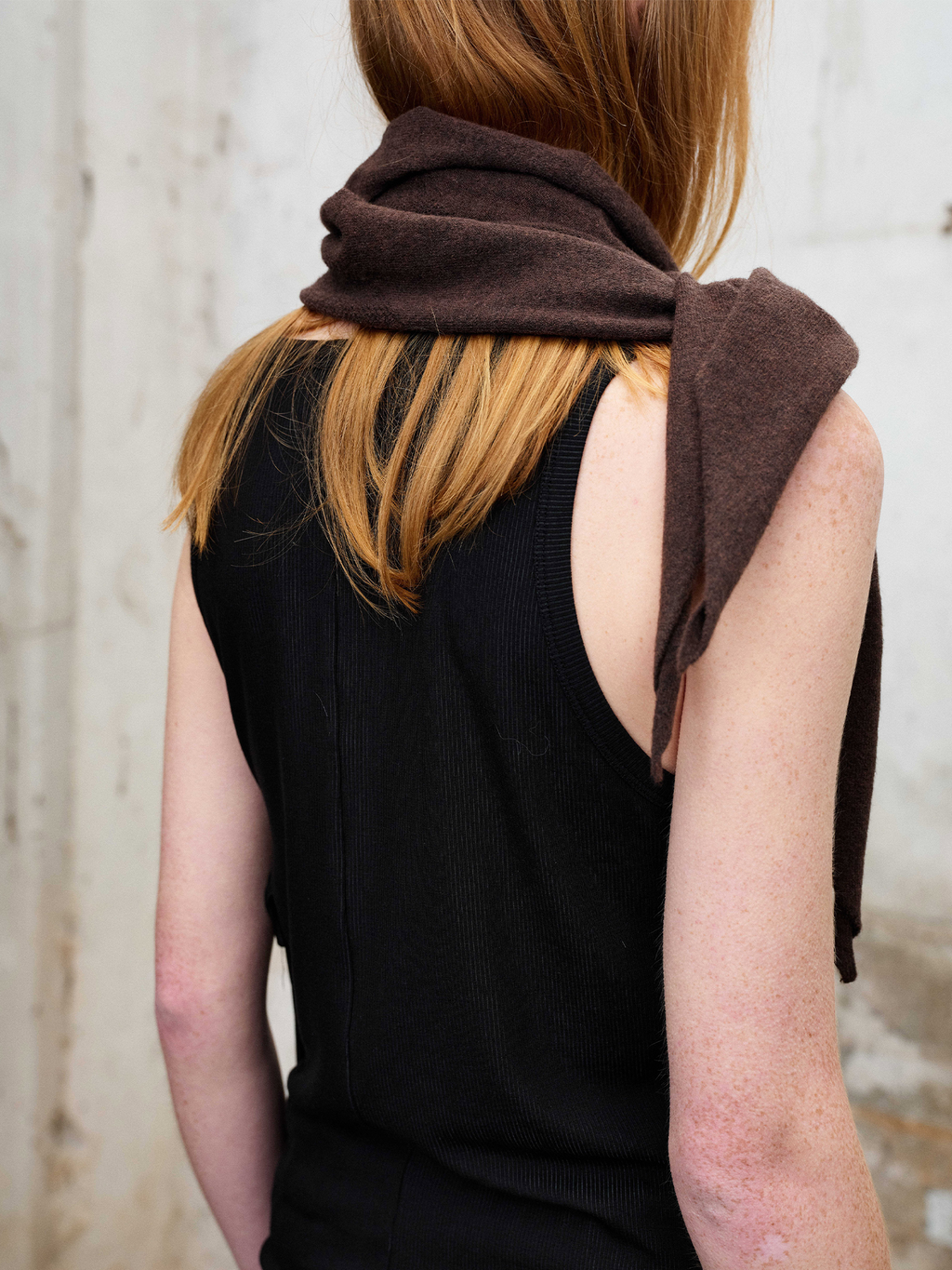 ILNya Nieternite Nifutur Deconstructed Graphic Knit Tank Top Black