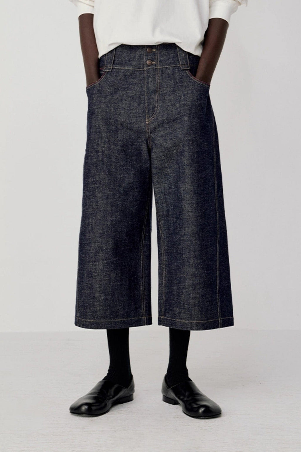 OPICLOTH Essential Stitched Cropped Raw Jeans
