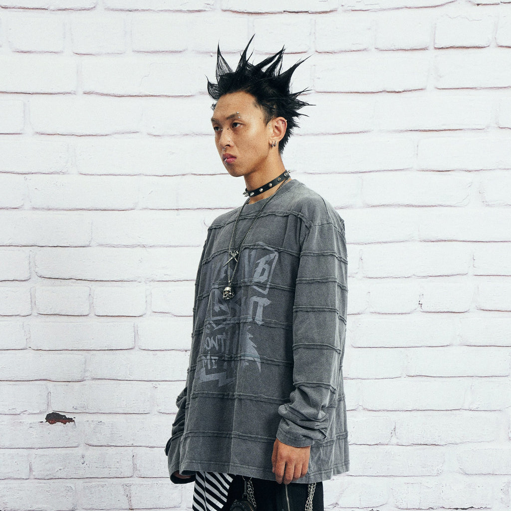 VENTUREK Washed Stripe-Layered Graffiti Long-Sleeve Tee
