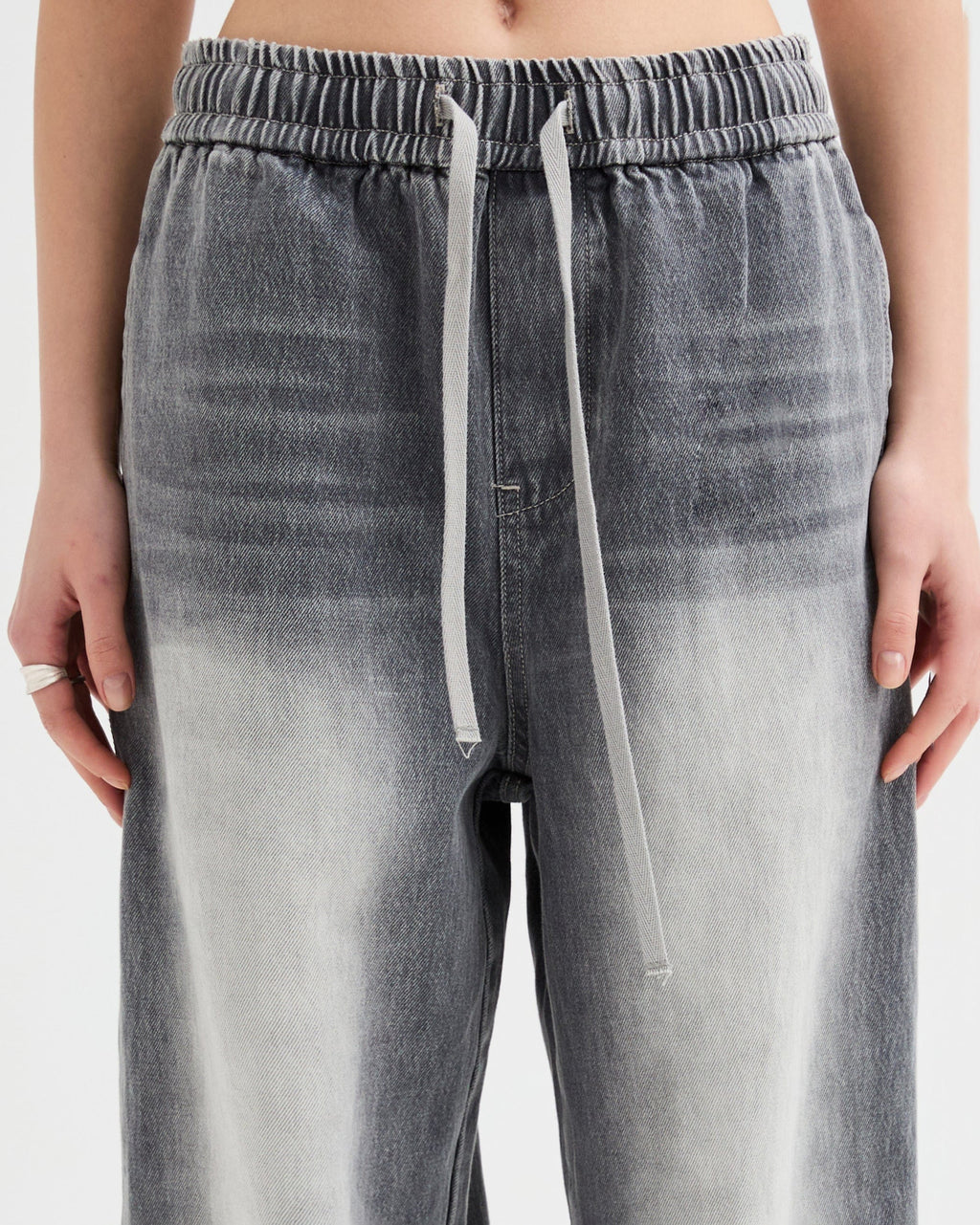 ORGANIC EMOTION Classic Washed Drawstring Jeans