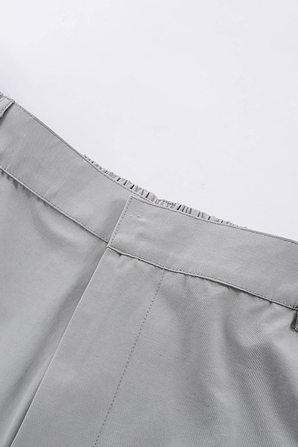 F2CE Contrast Panel Cut-Out Knee Shorts