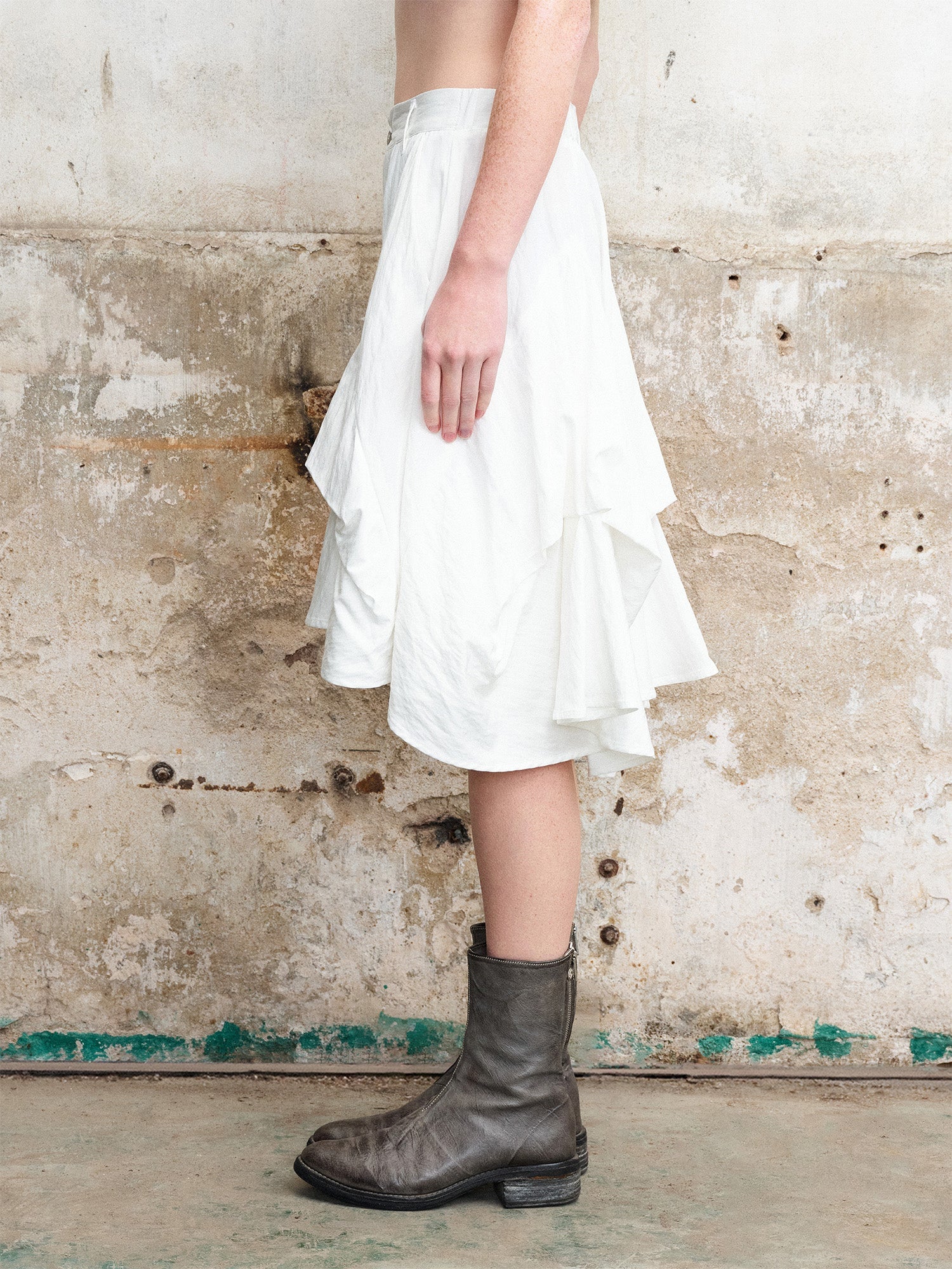 ILNya Nieternite Nifutur Layered Asymmetrical Skort White