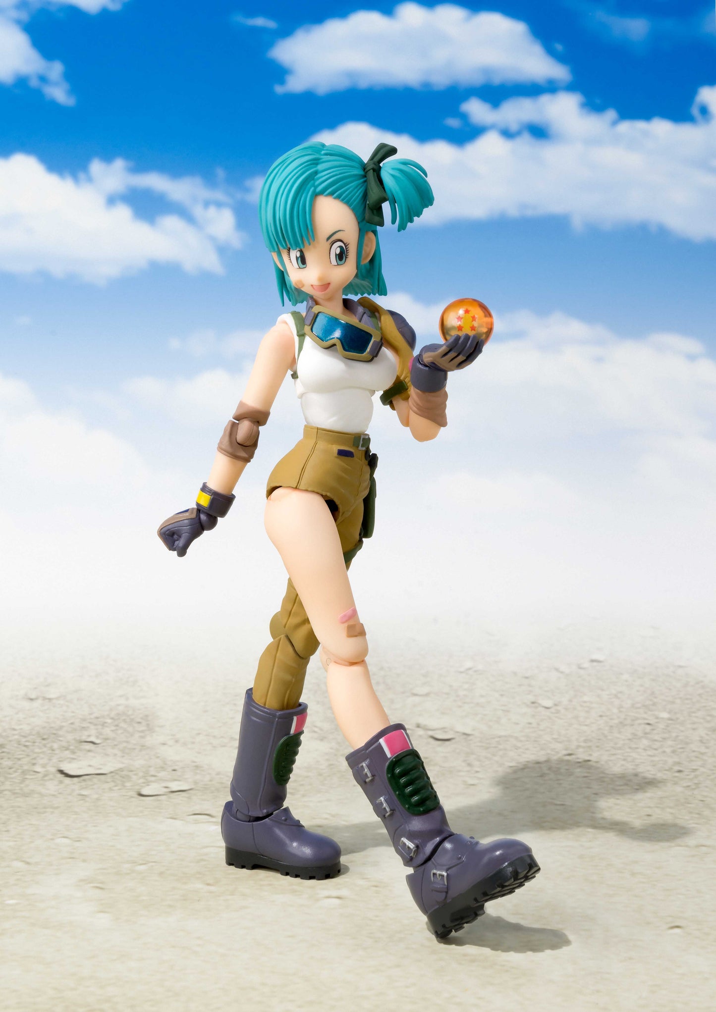 S.H. Figuarts Dragon Ball Bulma Action Figure
