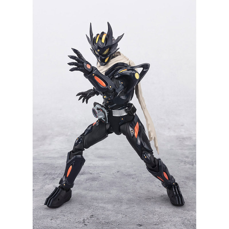 S.H. Figuarts Kamen Rider Gotchard Kamen Rider Dread Type-0 Exclusive Action Figure