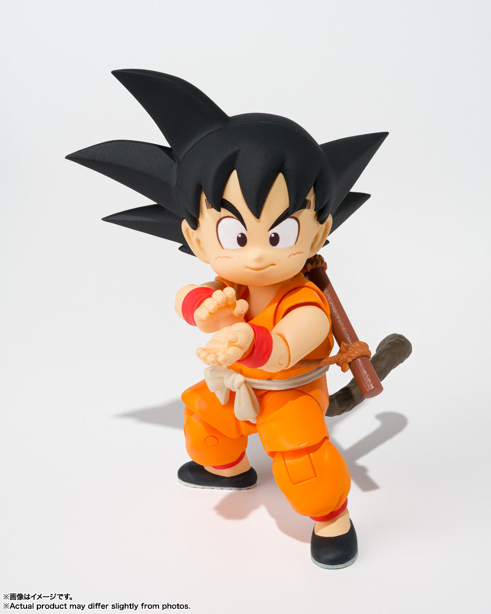 S.H. Figuarts Dragon Ball Son Goku and Dragon 40th Anniversary V-Jump Exclusive w/ Vjump 2024.12 Action Figure