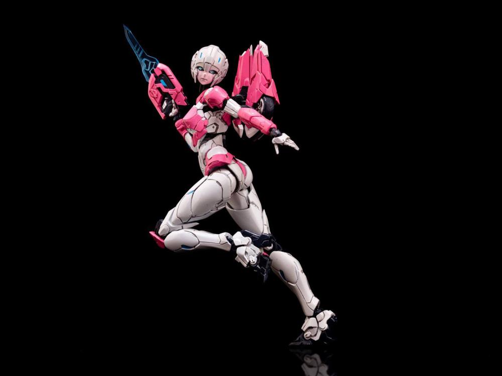 Flame Toys Furai 28 Transformers Arcee Model Kit
