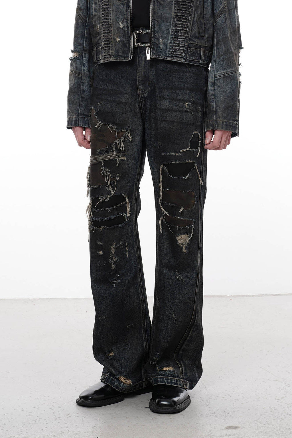 FACEONLAB Distressed Heavy Ripped Flared Jeans