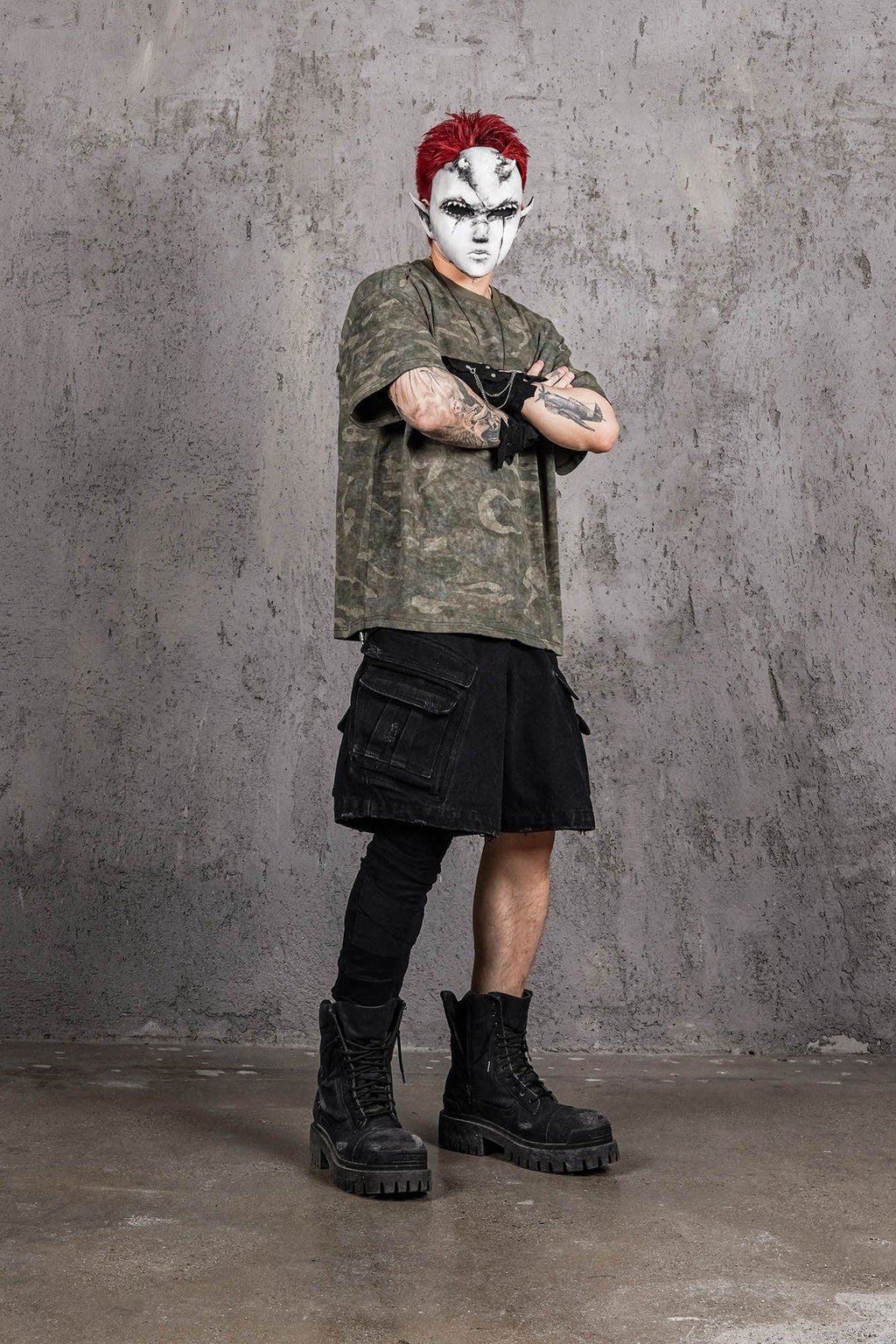 UNDERWATER Distressed Camo Oversized T-Shirt