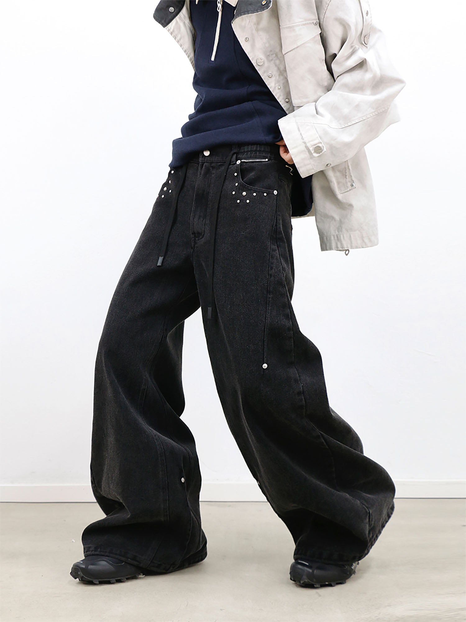 RELABEL Washed Studded Panel Oversized Jeans Black
