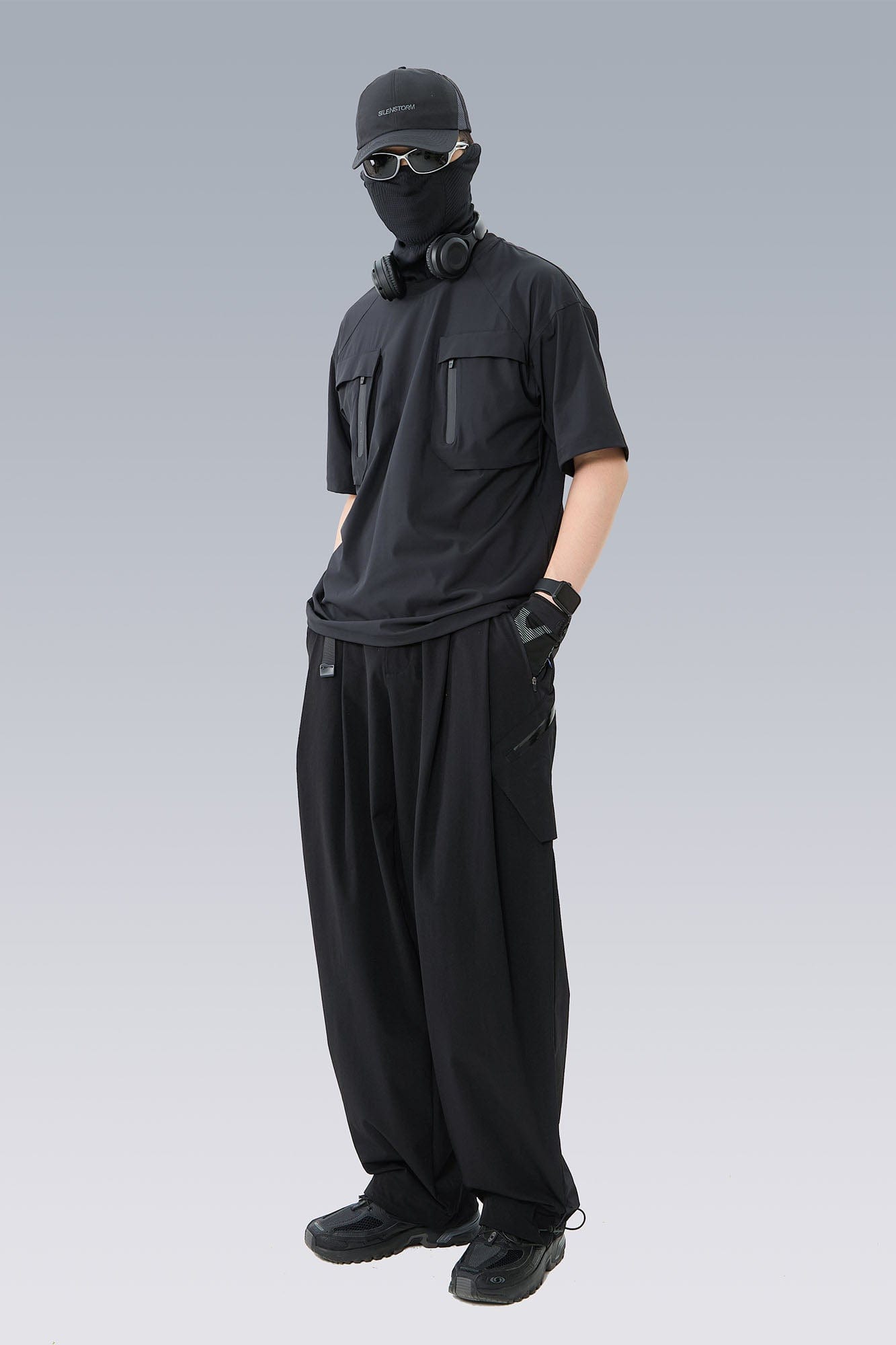 SILENSTORM Tactical Mesh-Back Zip Pocket T-Shirt
