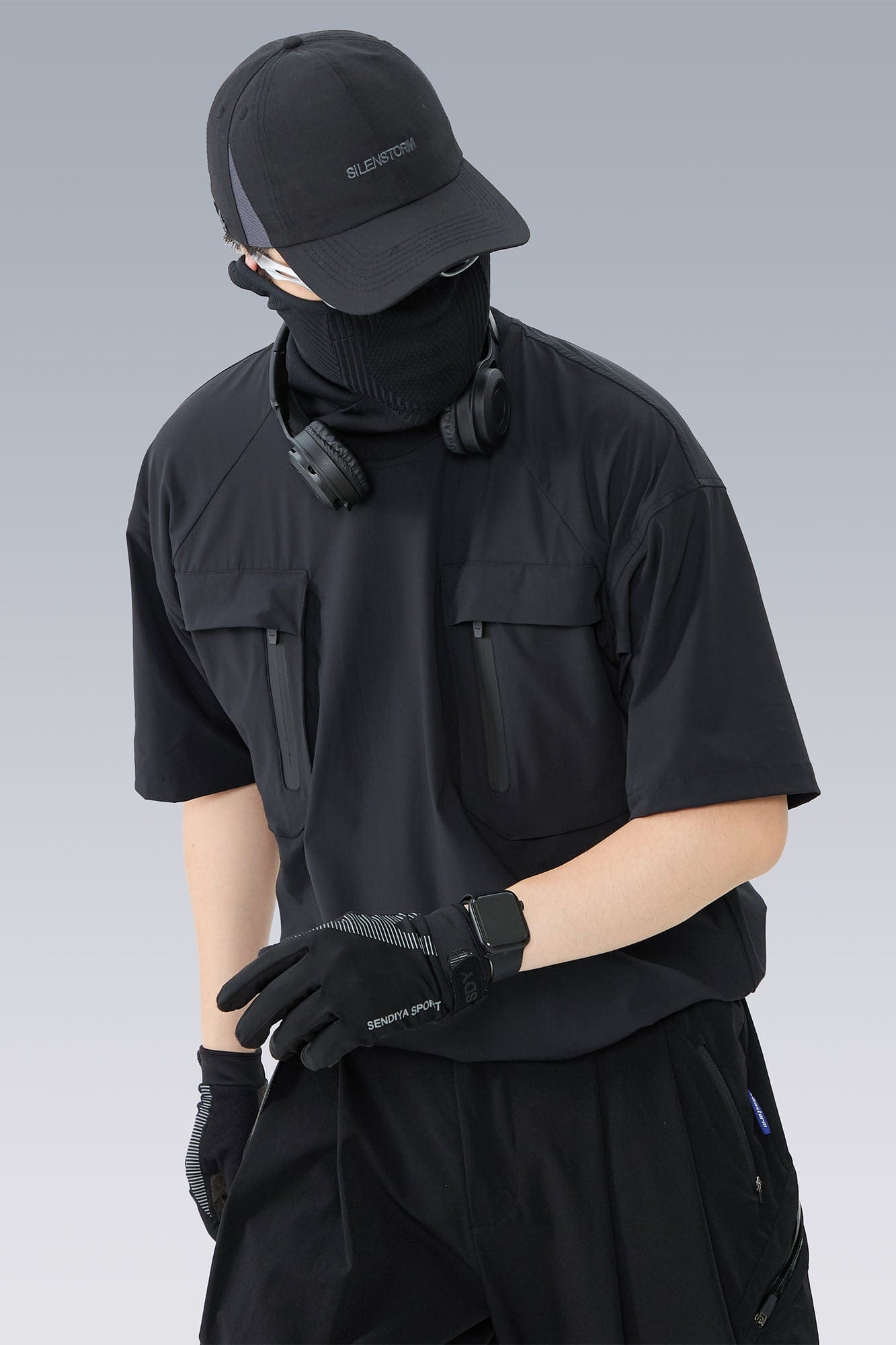SILENSTORM Tactical Mesh-Back Zip Pocket T-Shirt