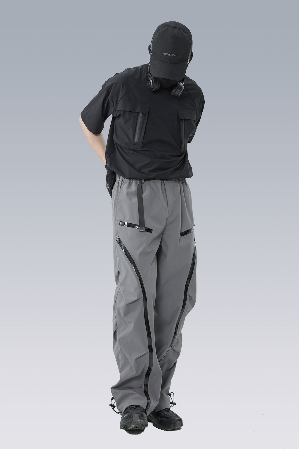 SILENSTORM Arc-Zip Crinkled Water-Repellent Utility Pants