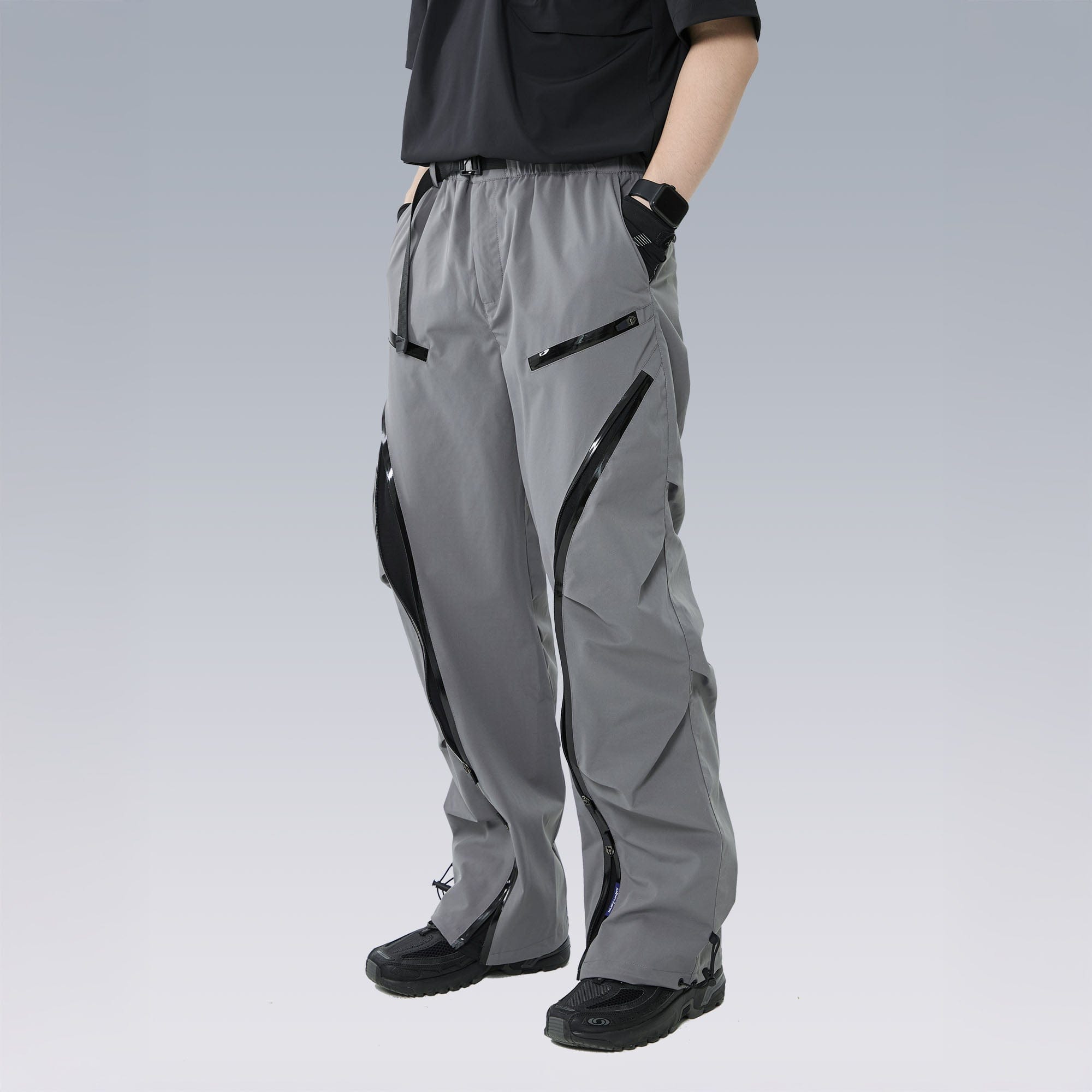 SILENSTORM Arc-Zip Crinkled Water-Repellent Utility Pants