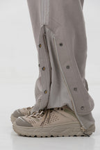 ERROR CODE ROBT Pleats Snap-Zip Side Sweatpants