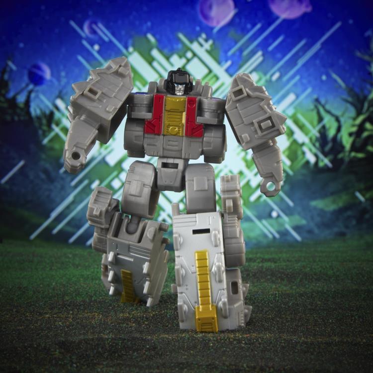 Transformers Generations Legacy Evolution Core Class Dinobot Scarr Action Figure