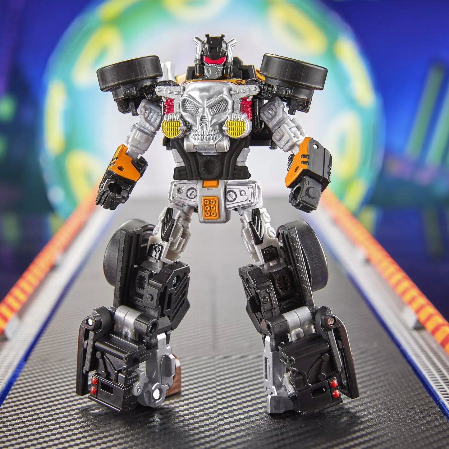 Transformers Collaborative Hot Wheels Bone Shaker Action Figure