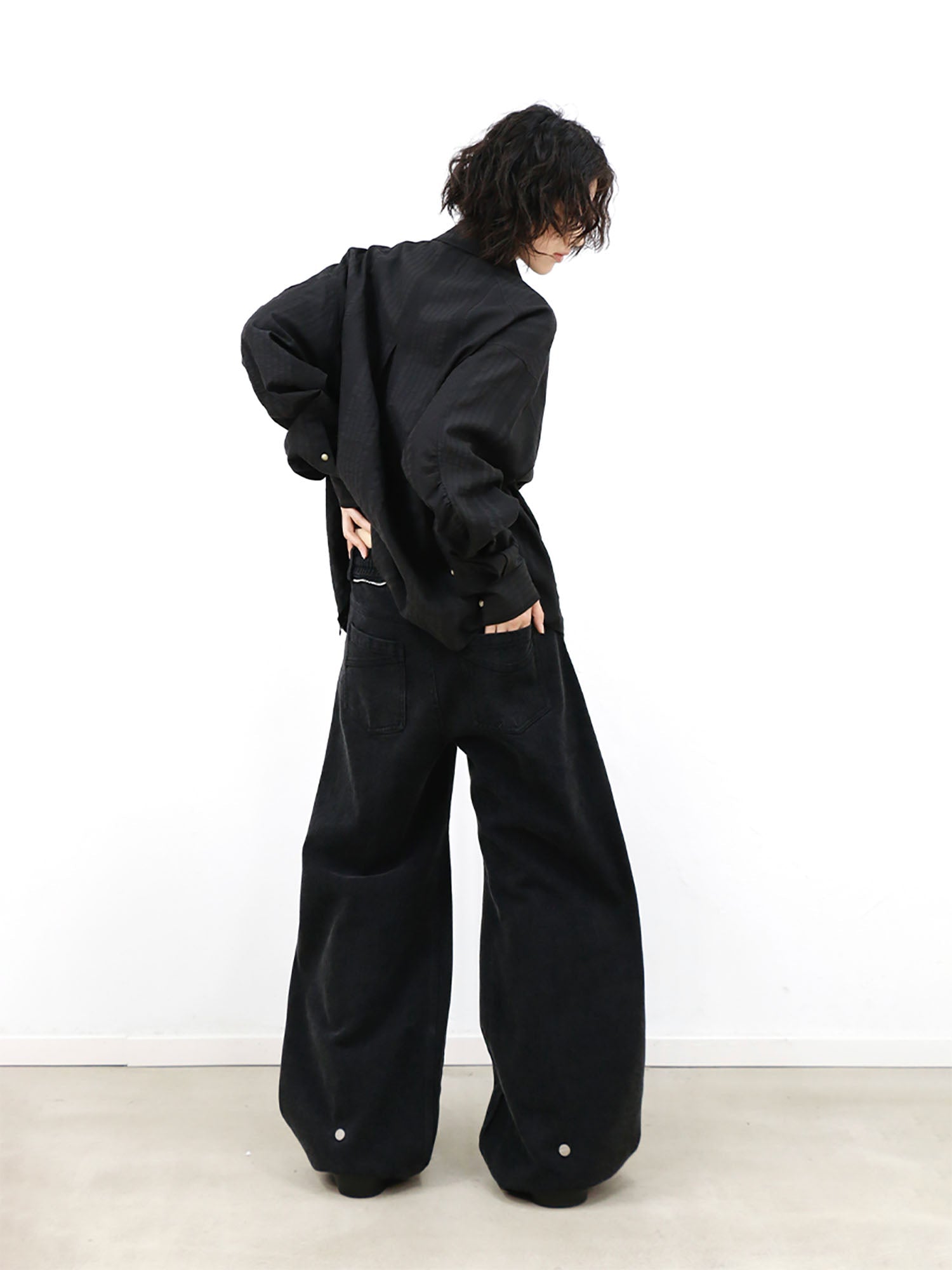 RELABEL Washed Studded Panel Oversized Jeans Black