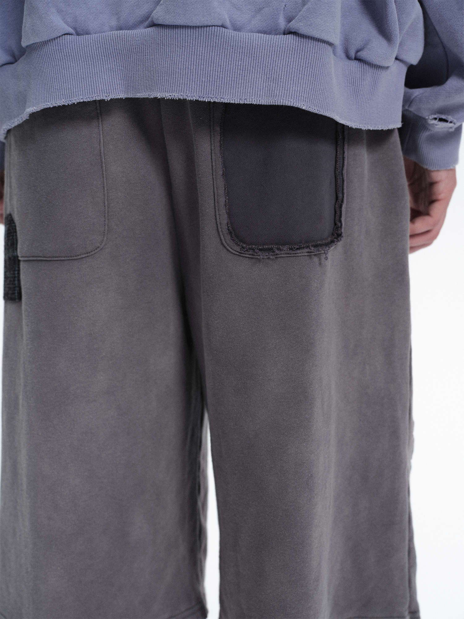 RICHILL Washed Patch Graphic Shorts