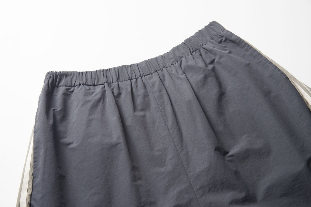 ERROR CODE ROBOT Athletic Contrast Spliced Shorts