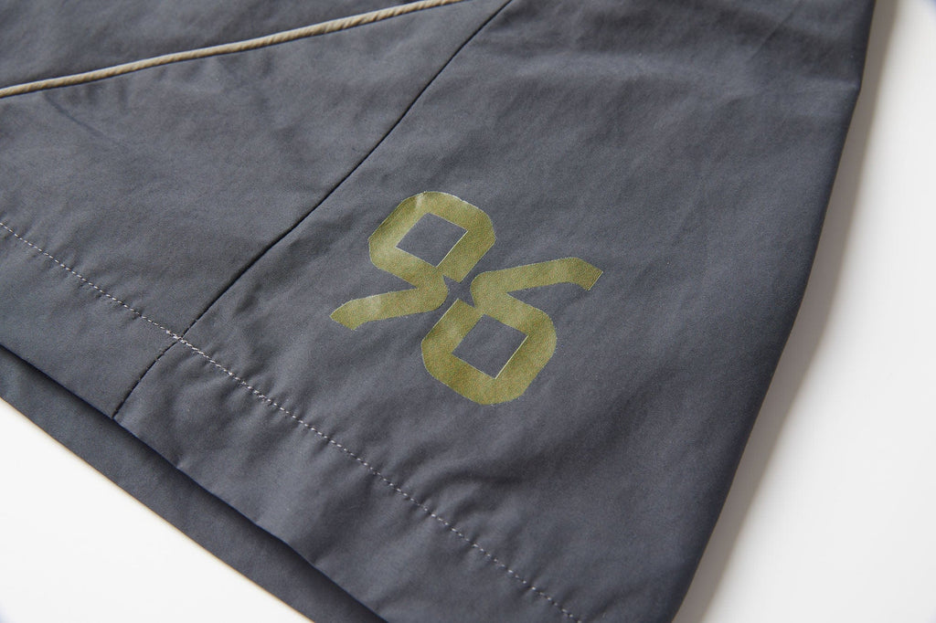 ERROR CODE ROBOT Athletic Contrast Spliced Shorts