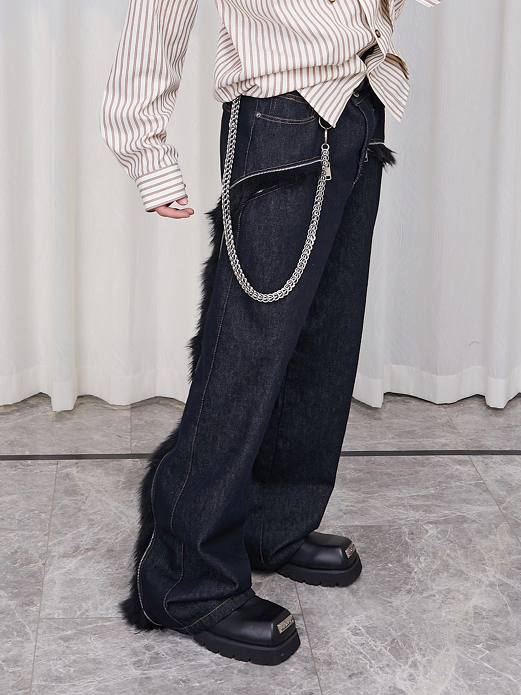 ASSEEN Faux Fur-Spliced Raw Denim Pants