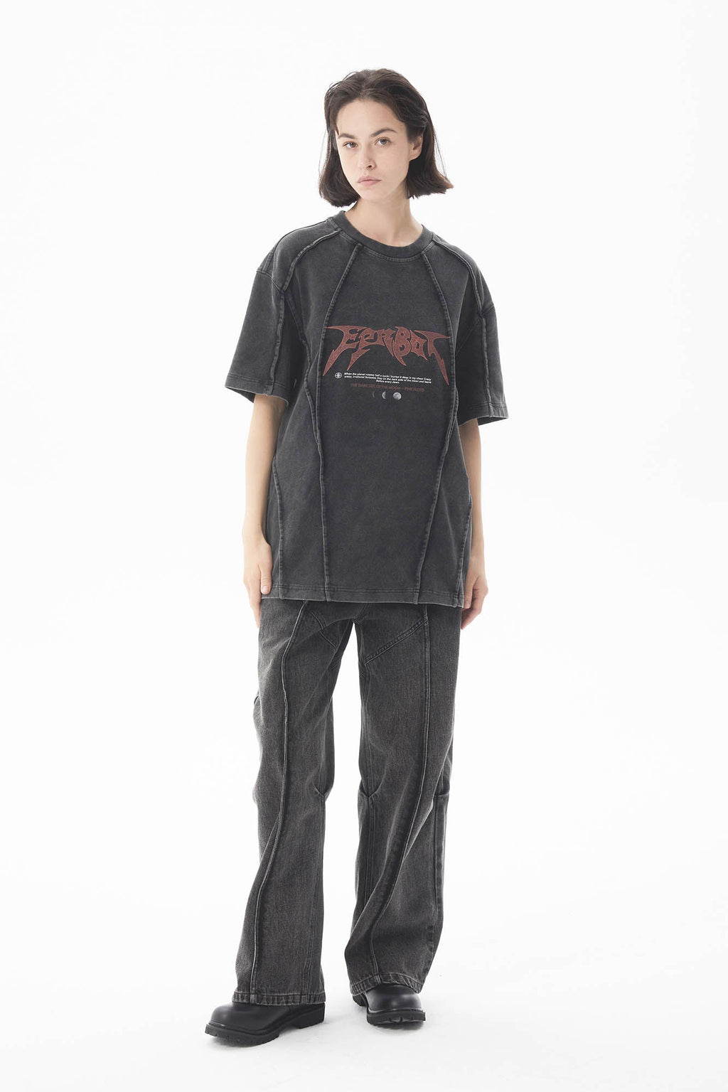 ERROR CODE ROBOT Middle Spliced Faded Jeans