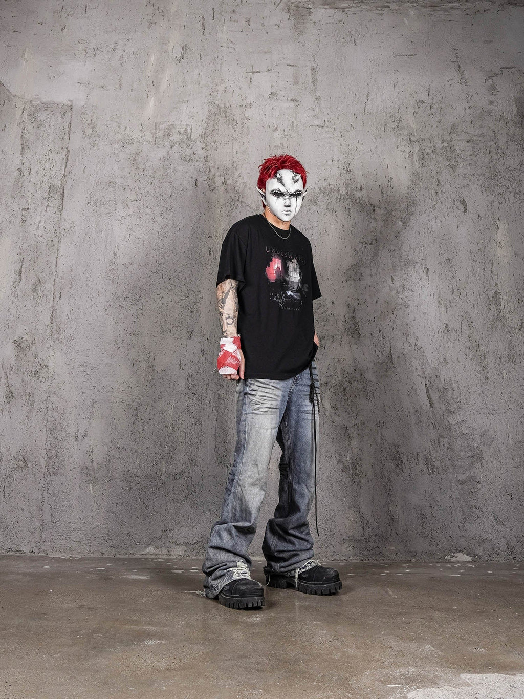 UNDERWATER Demonize Faded Graphic T-Shirt