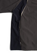 RELABEL Contrast Paneled Quick-Dry Long-Sleeve Tee