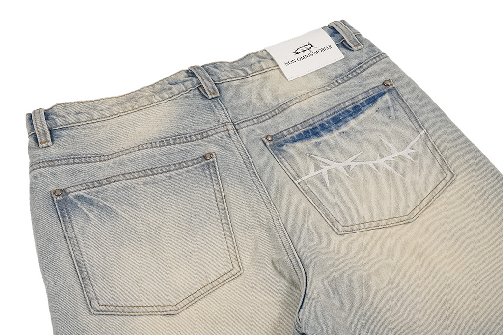 UNDERWATER Washed Whiskered Gradient Jeans