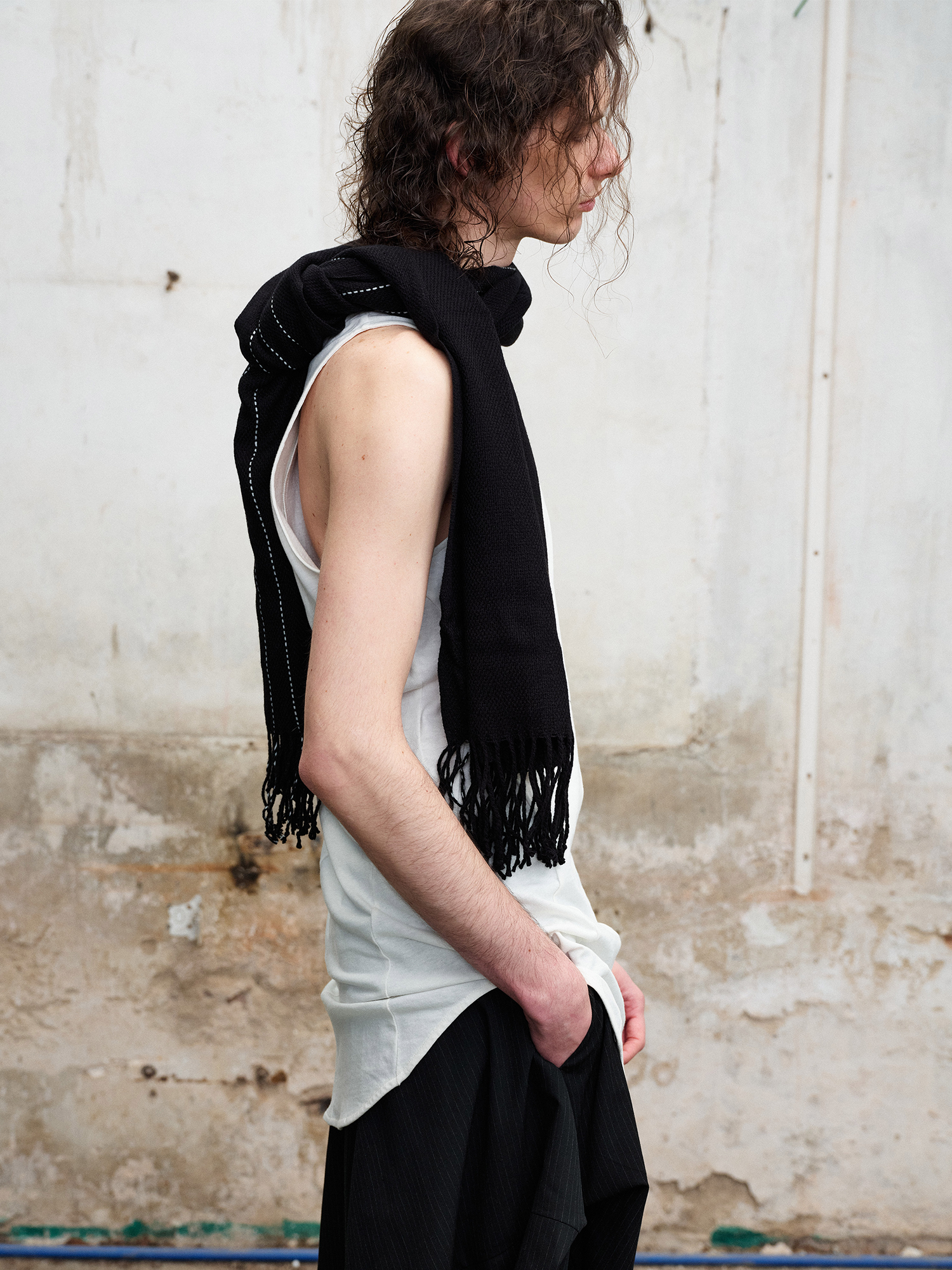 ILNya Nieternite Nifutur Spliced Graphic Tank Top