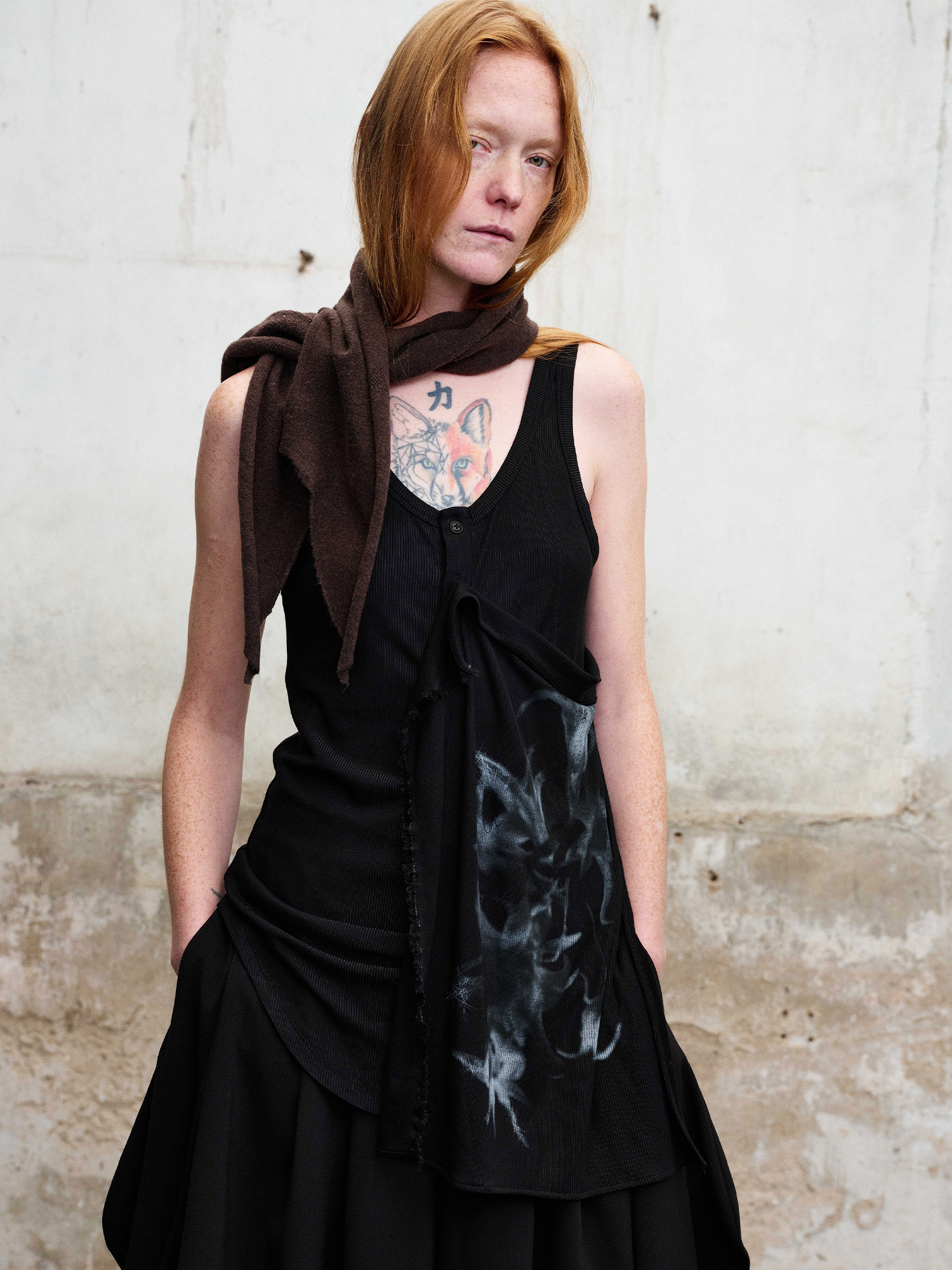 ILNya Nieternite Nifutur Deconstructed Graphic Knit Tank Top Black