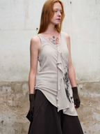ILNya Nieternite Nifutur Deconstructed Graphic Knit Tank Top Gray