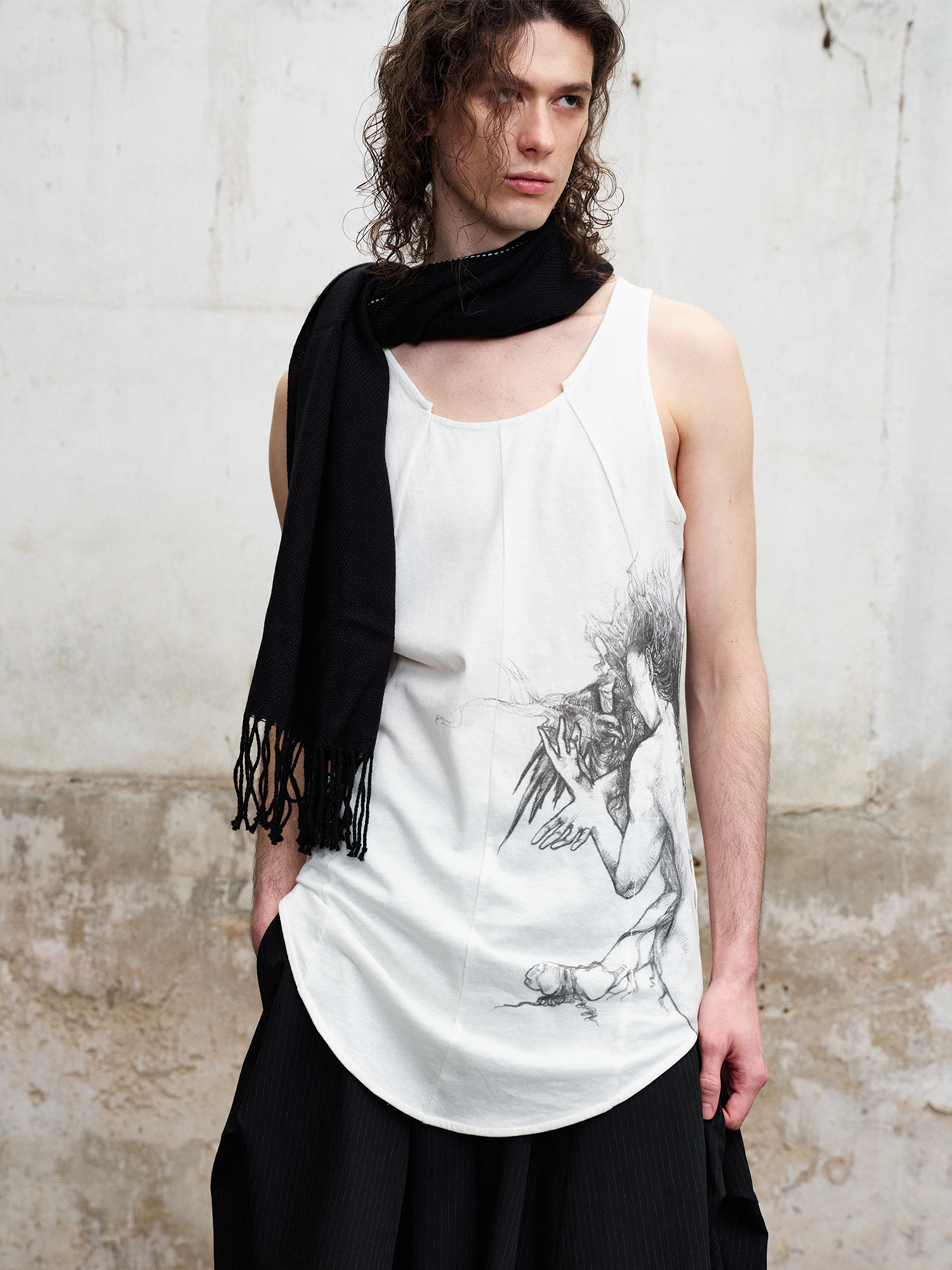 ILNya Nieternite Nifutur Spliced Graphic Tank Top